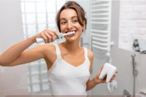 How to Clean Your Mouth After a Tooth Extraction: Ideal Ways to Cleaning After Tooth Extraction